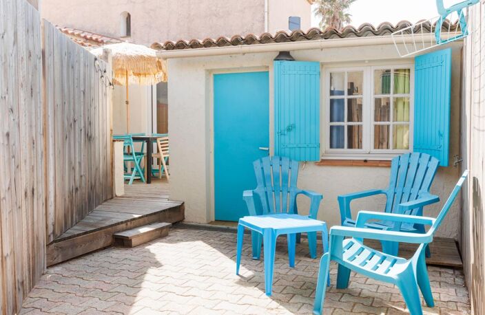 HYERES LA CAPTE - Superbe maison 165 m2 (6 Logements) sur un terrain de 440 m2 — photo 2