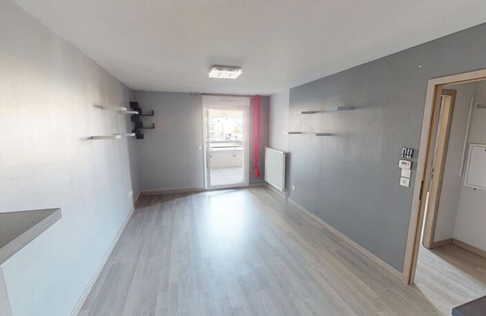 VENTE : appartement 2 pièces (41 m²) à MAIZIERES LES METZ avec Balcon et Garage — photo 3