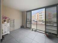 T2 RÉCENT ET ÉCONOME AVEC TERRASSE – FRÉJUS — photo 3