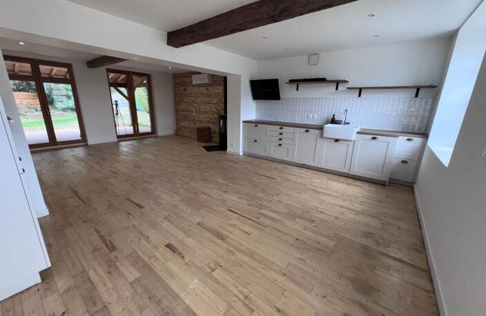 MAUZAC – MAISON DE VILLAGE RÉNOVÉE – 130 M² – 3 CHAMBRES + BUREAU – JARDIN — photo 2