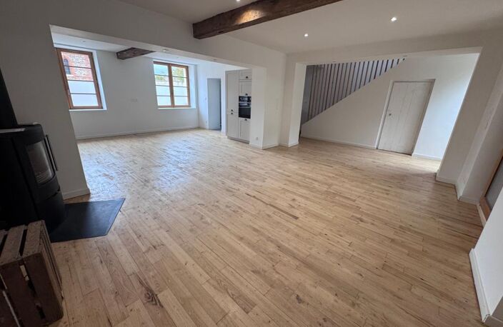 MAUZAC – MAISON DE VILLAGE RÉNOVÉE – 130 M² – 3 CHAMBRES + BUREAU – JARDIN — photo 3