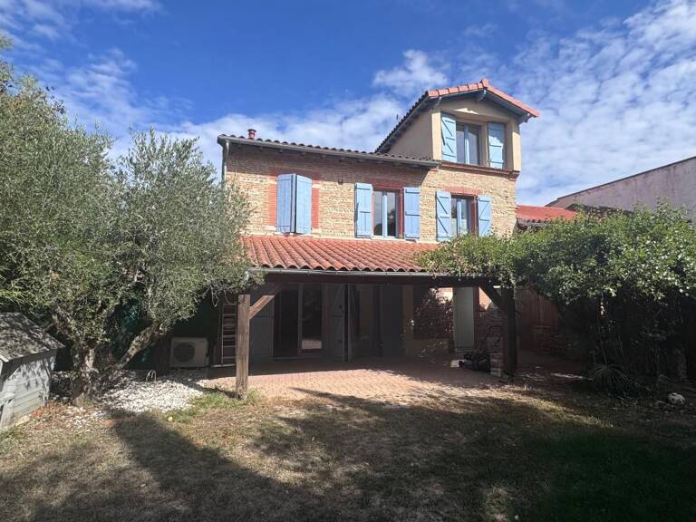 MAUZAC – MAISON DE VILLAGE RÉNOVÉE – 130 M² – 3 CHAMBRES + BUREAU – JARDIN — photo 1