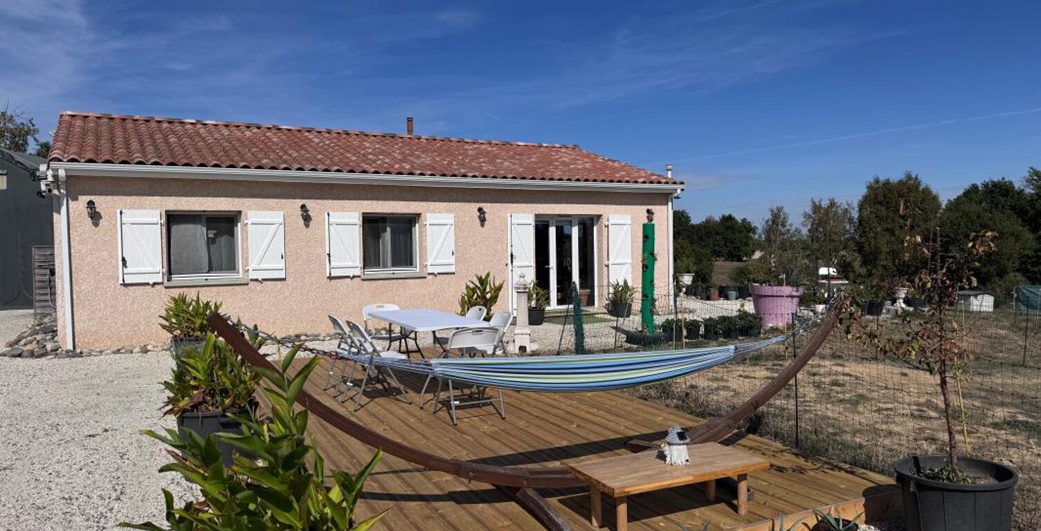 LE FOUSSERET – MAISON T4 DE 2016 – 3 CHAMBRES – TERRAIN 2 500 M² — photo 1