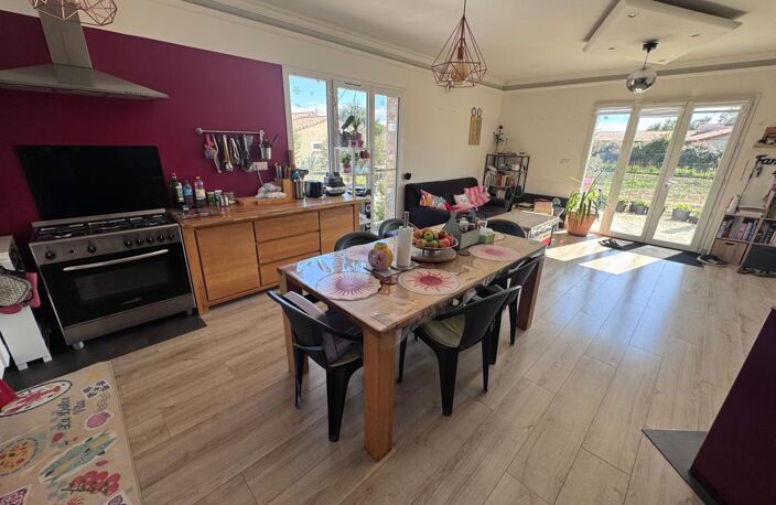 LE FOUSSERET – MAISON T4 DE 2016 – 3 CHAMBRES – TERRAIN 2 500 M² — photo 4
