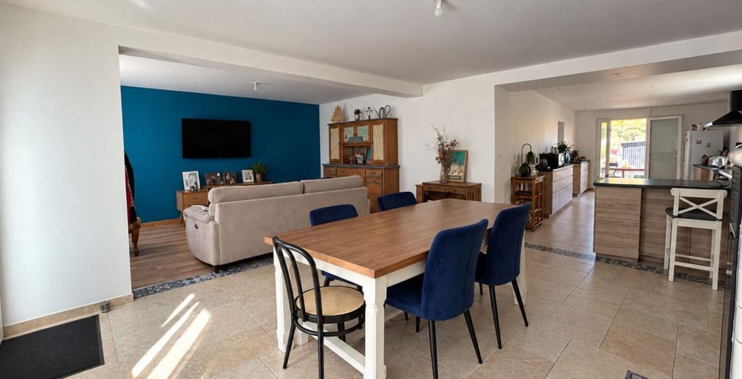 Maison en campagne - SAINT AUBIN DES CHATEAUX — photo 1