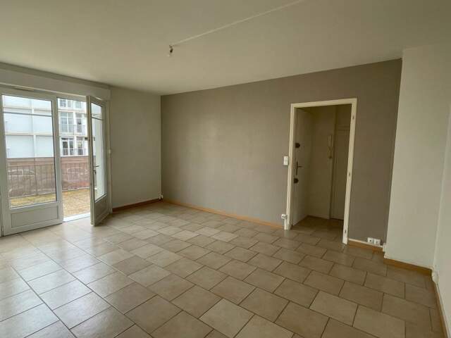 Appartement 3 pièces de 57m² avec terrasse à SAINT JEAN DE LA RUELLE — photo du bien