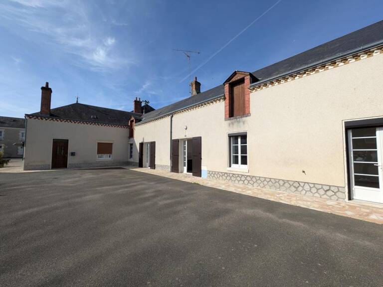 À louer – Belle maison de 132 m² au cœur de Saint-Péravy-la-Colombe — photo 1