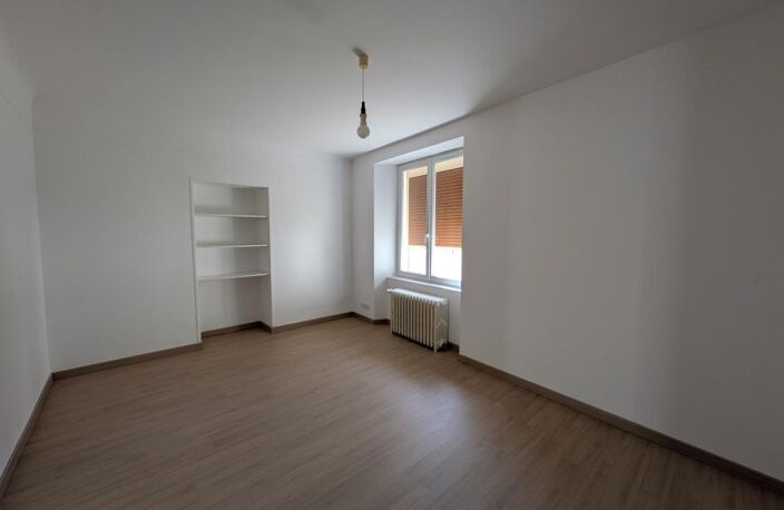 À louer – Belle maison de 132 m² au cœur de Saint-Péravy-la-Colombe — photo 5
