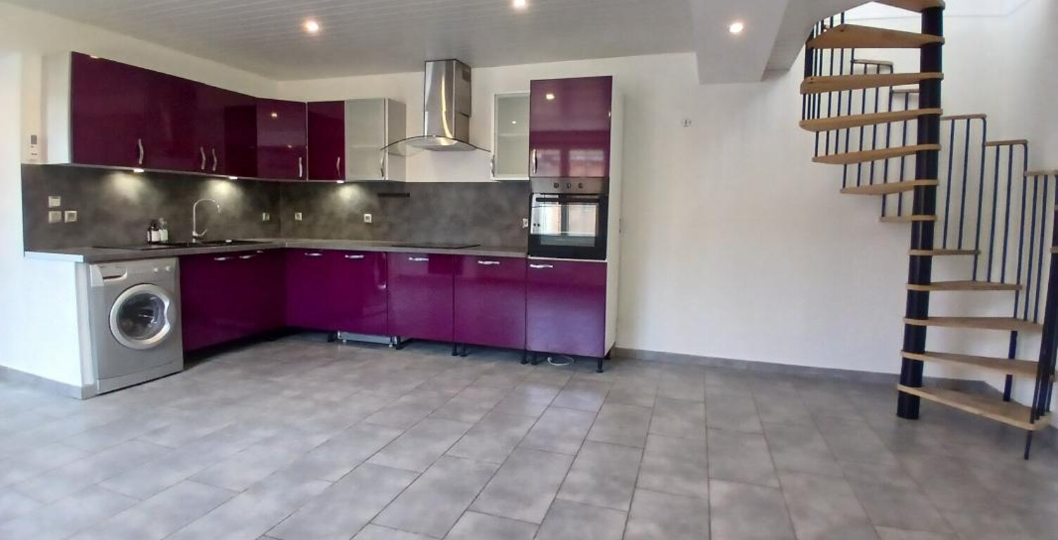 Maison À Louer — photo 1