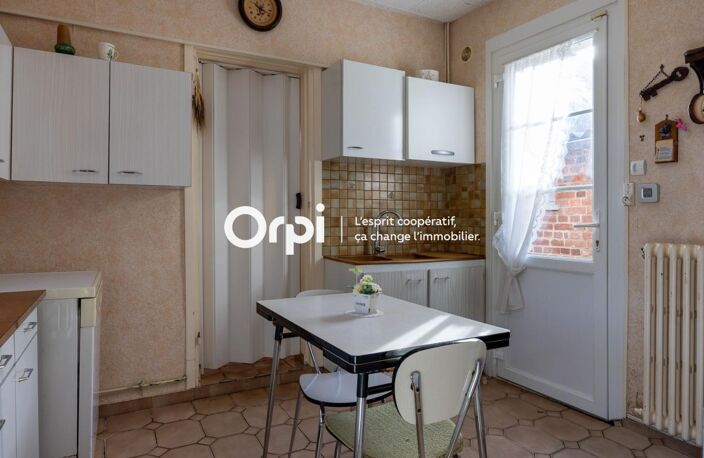 LIÉVIN – Maison de caractère à rénover, beau potentiel — photo 4