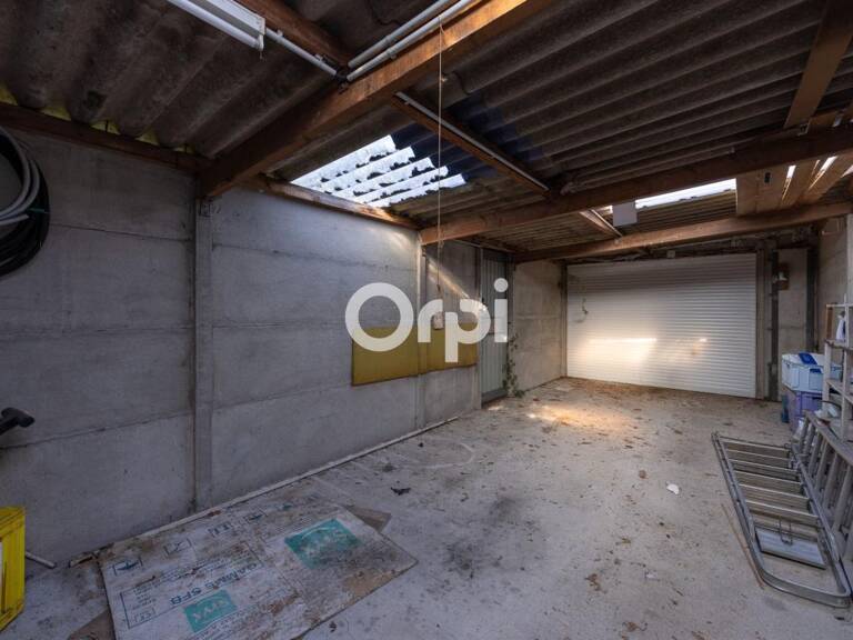 LIÉVIN – Maison de caractère à rénover, beau potentiel — photo 1