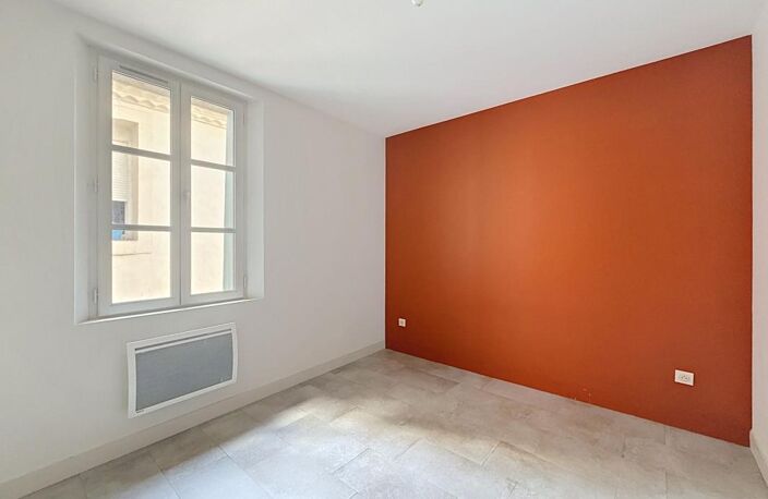 Appartement À Louer — photo 3