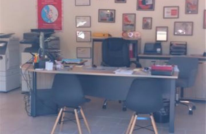 Bureau À Vendre — photo 4