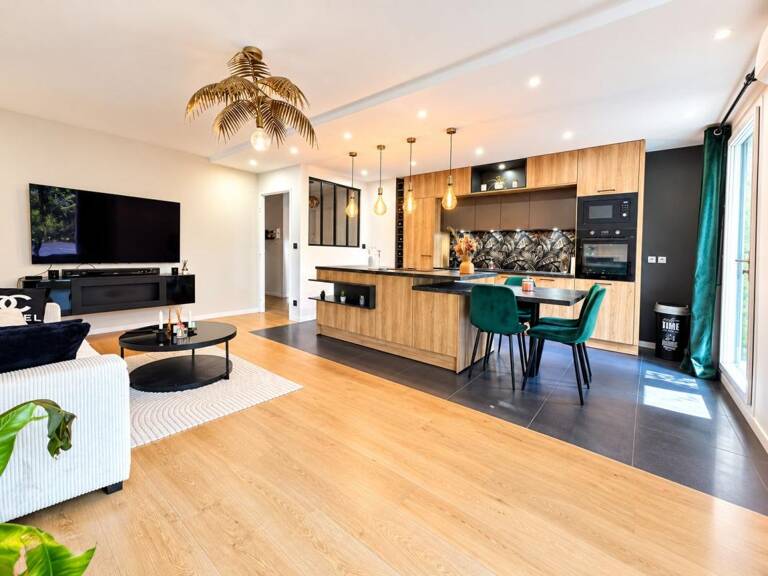 Appartement T3 de 69 M2 avec parking et terrasse — photo 1