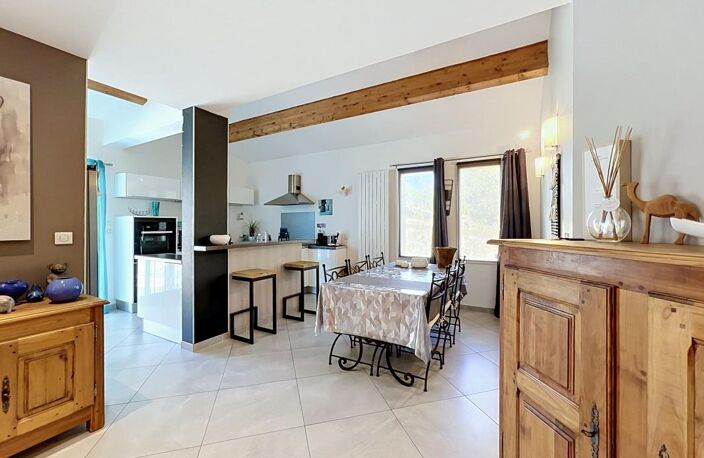   Maison d’architecte à Mus : qualité, confort et beaux extérieurs — photo 5