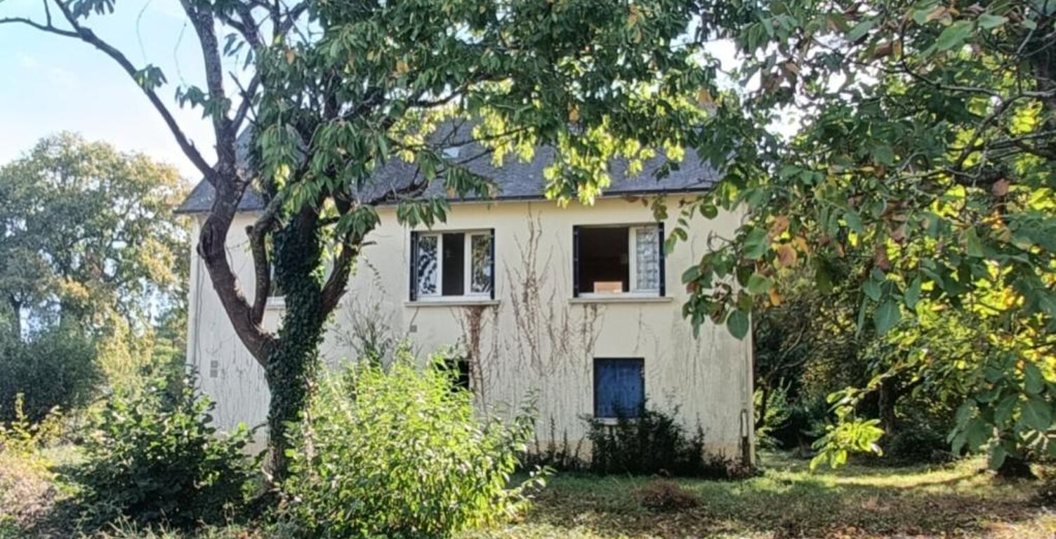 Maison à rénover, avec terrain de 8000m2 — photo 1