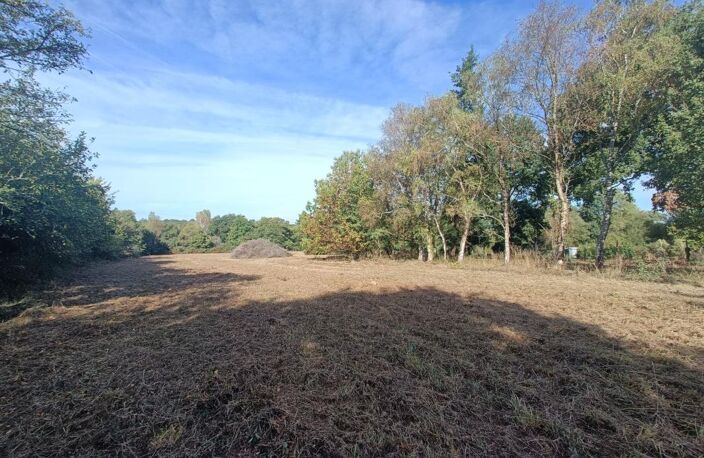 Maison à rénover, avec terrain de 8000m2 — photo 3
