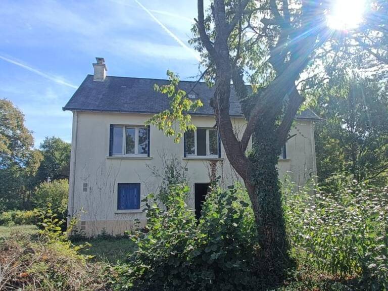 Maison à rénover, avec terrain de 8000m2 — photo 1