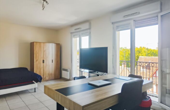   SPECIAL INVESTISSEUR : Studio 35 m² vendu Loué avec Balcon & Parking — photo 3