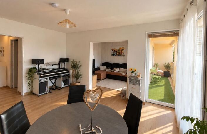 Appartement À Vendre — photo 2