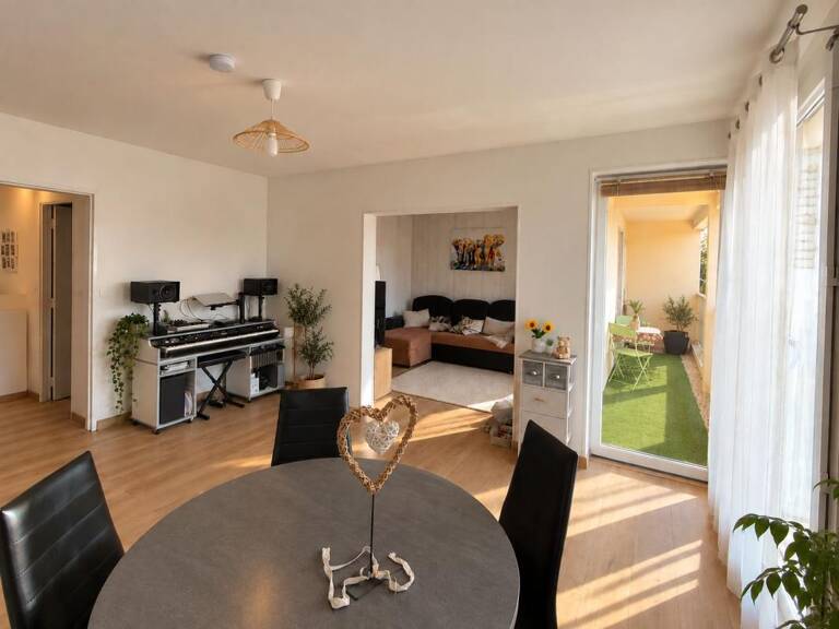 Appartement À Vendre — photo 1