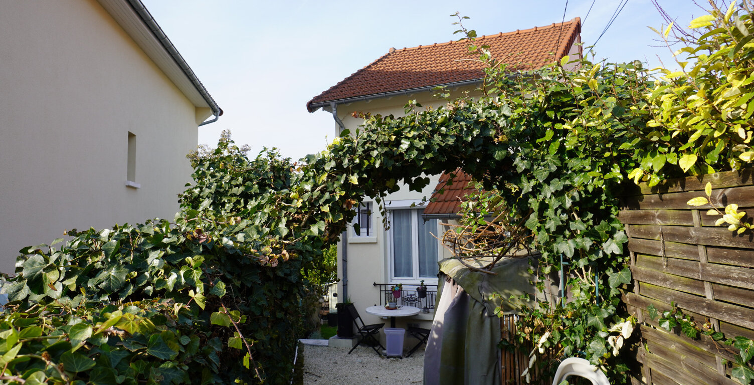 Maison à vendre 3 pièces SAINT GRATIEN (95) — photo 1