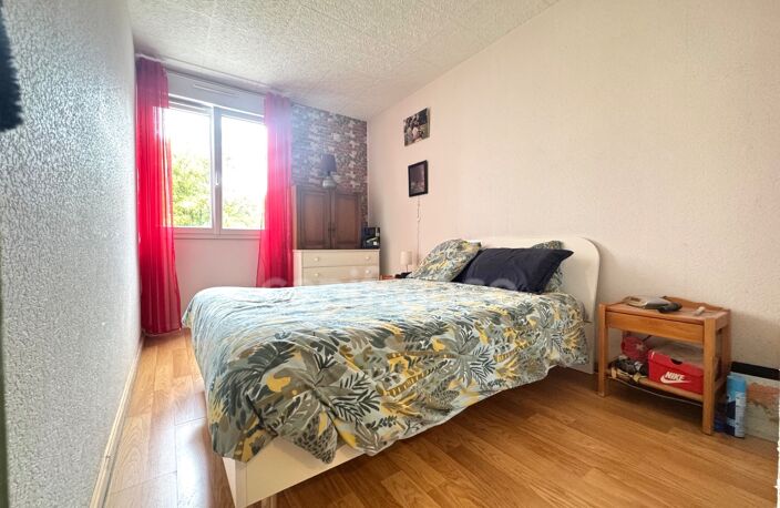 Appartement à vendre 5 pièces (91) de 82 m² pour une famille qui aime l'espace ou pour un bel investissement locatif — photo 2