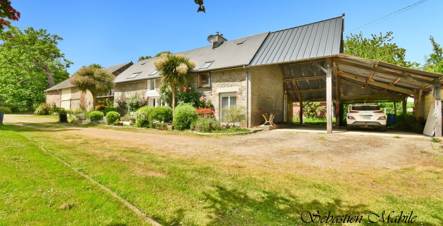 Belle propriété à vendre à SAINT AUBIN DE TERREGATTE (Maison, plusieurs dépendances, gîte) sur 2 hectares — photo 1
