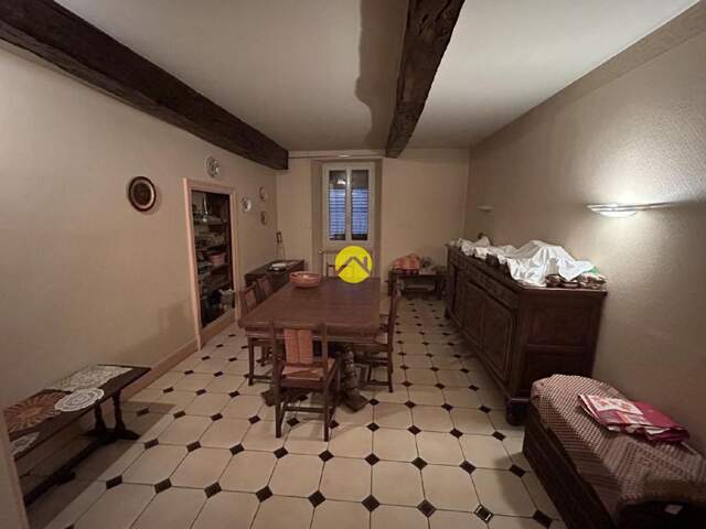 IMMEUBLE + GARAGE attenant — photo du bien