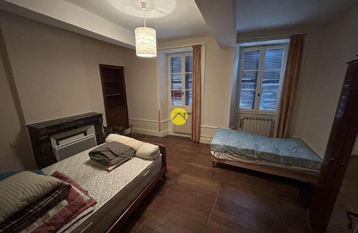 IMMEUBLE + GARAGE attenant — photo 4