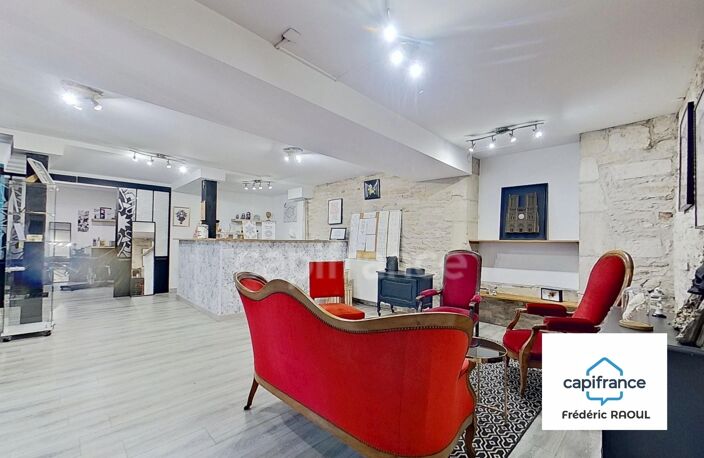 EMPLACEMENT CENTRE-VILLE – LOCAL COMMERCIAL 79 m² — photo 3