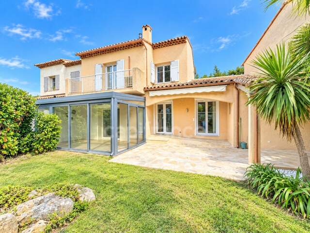 Maison à vendre 5 pièces MOUGINS (06) — photo du bien