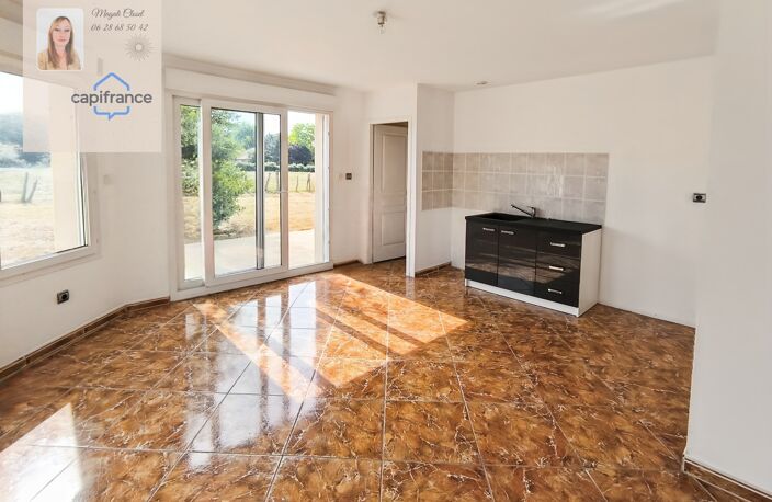 Maison 3 chambres , 5 pièces Pierre de Bresse - 1200m2 de terrain — photo 4