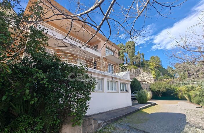 Maison à vendre 6 pièces CANNES (06), 400 mètres de la plage, vue mer, garage — photo 3