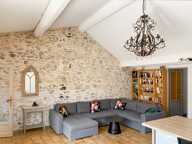 GARD (30) AIGUES-MORTES (30200) à vendre Immeuble mixte de 280 m 2, 1 local commercial 115 m 2 et 3 appartements — photo 2