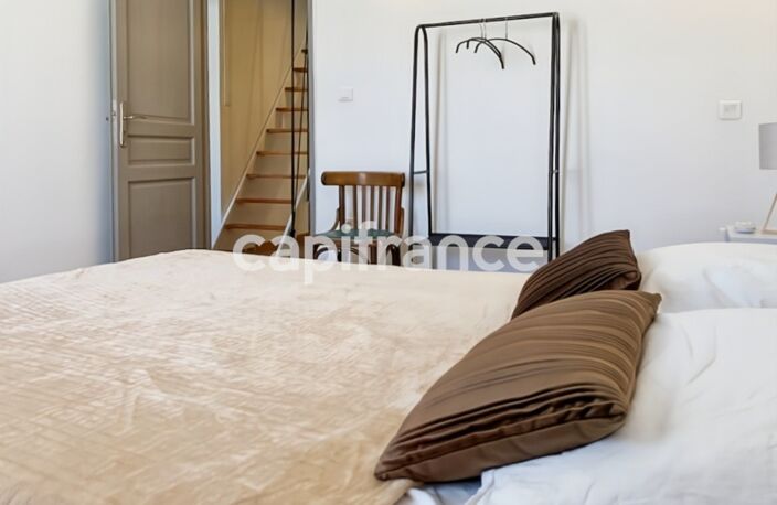 GARD (30) AIGUES-MORTES (30200) à vendre Immeuble mixte de 280 m 2, 1 local commercial 115 m 2 et 3 appartements — photo 5