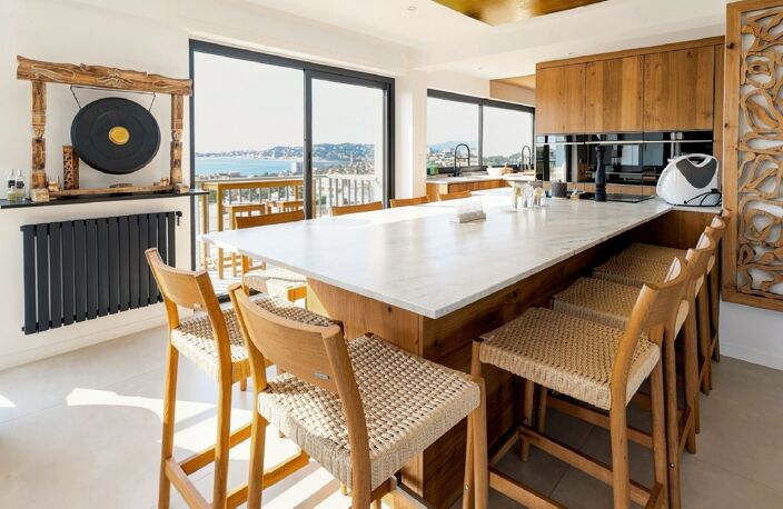 Penthouse en duplex à Pointe rouge,160m² face à la mer — photo 3