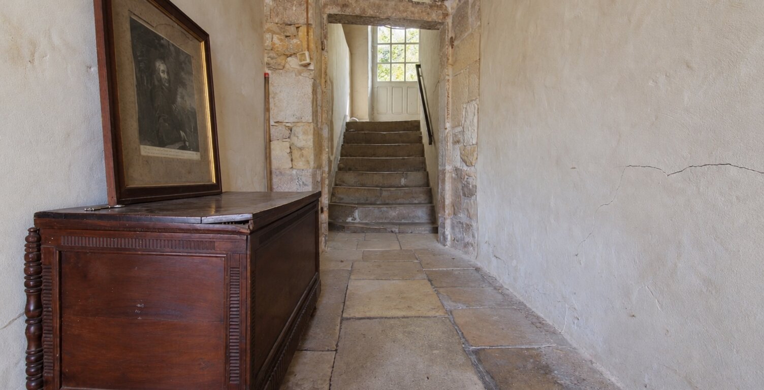 Demeure de caractère à rénover au cœur de Turenne, un des Plus Beaux Villages de France — photo 1