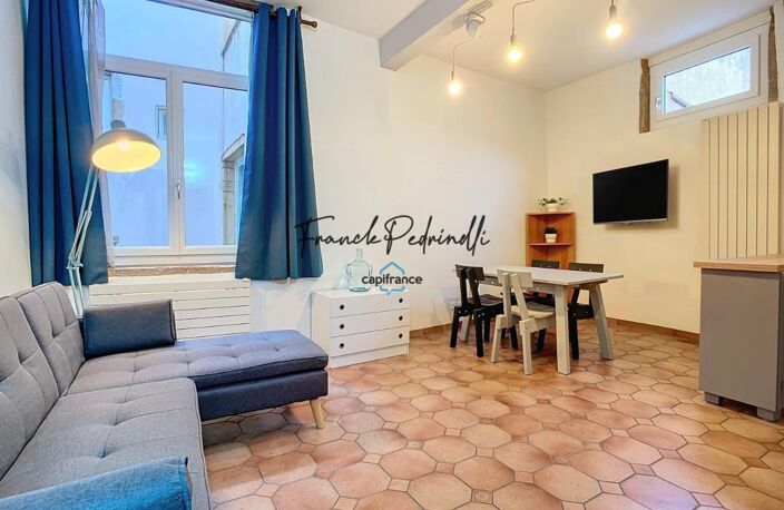 Dpt Rhône (69), Magnifique T2  VIEUX LYON 45m² Meublé  Rue Lainerie — photo 4