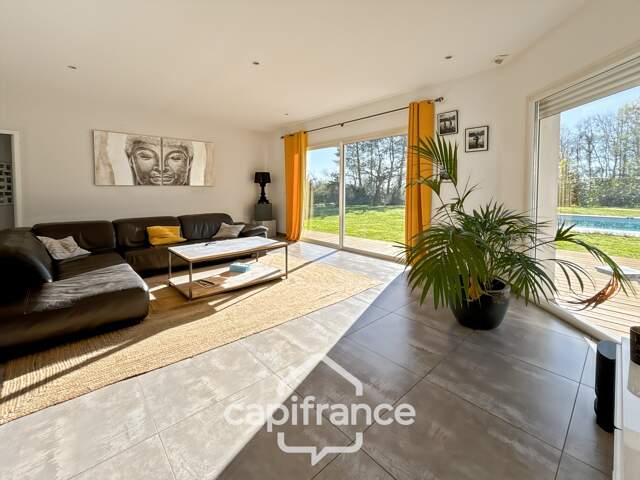 A vendre, SADIRAC (33) à 20min de BORDEAUX, Maison plain-pied, lumineuse, quatres chambres — photo du bien