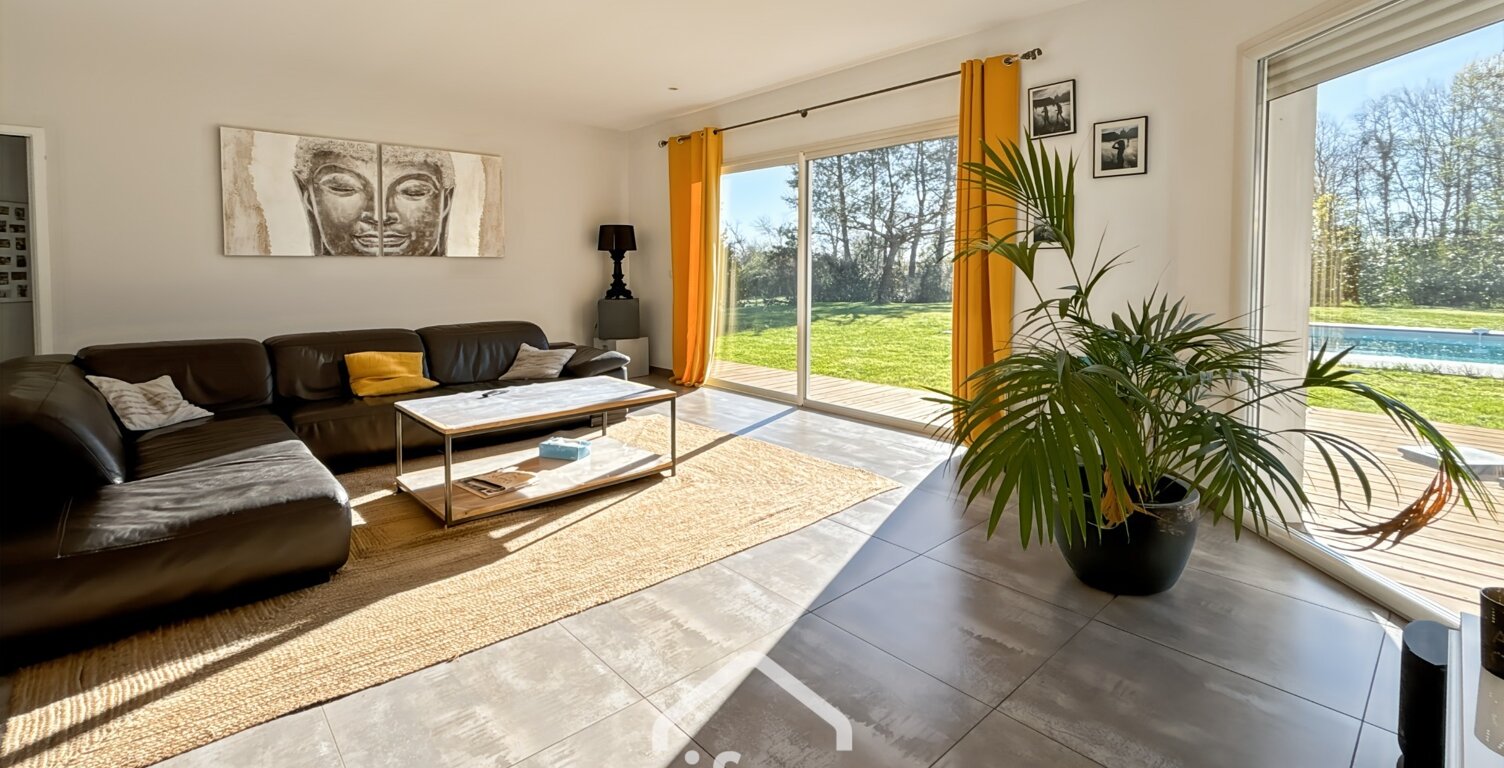 A vendre, SADIRAC (33) à 20min de BORDEAUX, Maison plain-pied, lumineuse, quatres chambres — photo 1