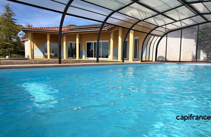 Toulouse 35 min, Roquemaure, villa d’architecte T7, 174 m², garage de 46 m², terrain 7500 m² — photo 3