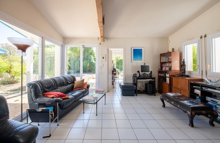 Maison à vendre 6 pièces SAINT ROGATIEN (17) — photo 3