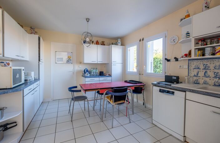 Maison à vendre 6 pièces SAINT ROGATIEN (17) — photo 5