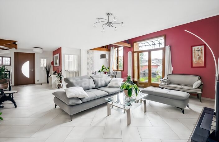 Bègles : Maison familiale en pierre, 5 chambres, jardin et carport — photo 3
