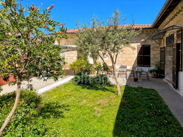 Bègles : Maison familiale en pierre, 5 chambres, jardin et carport — photo 1