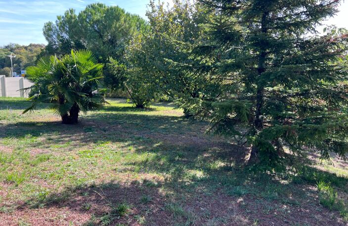 Terrain à vendre de 916,00 m² SAINTES (17) — photo 2