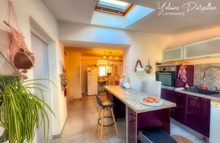 Maison de bourg avec 2 chambres et un jardin clos à CHAVAGNES EN PAILLERS (85) — photo 3