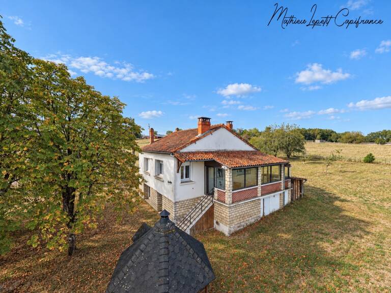 à vendre LIMEYRAT – Maison T4 sur terrain clos et arboré de 3 250 m²/kota finlandais en bois — photo 1