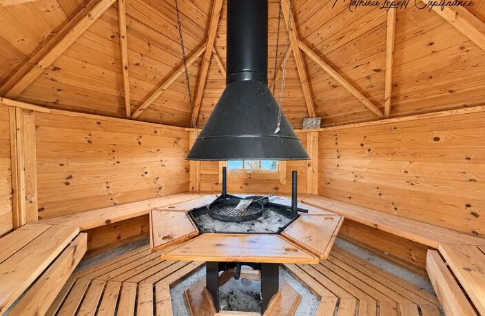 à vendre LIMEYRAT – Maison T4 sur terrain clos et arboré de 3 250 m²/kota finlandais en bois — photo 5